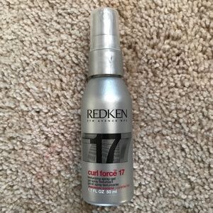 RARE Redken Curl Force 17 travel spray - NEW